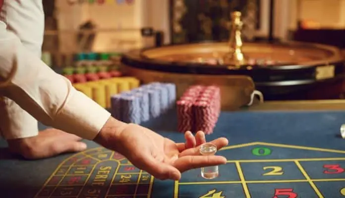 Funzioni del croupier nella roulette